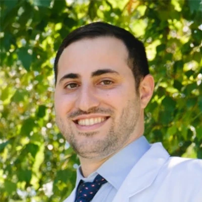 Dr. Jonathan Akhavan, D.M.D.